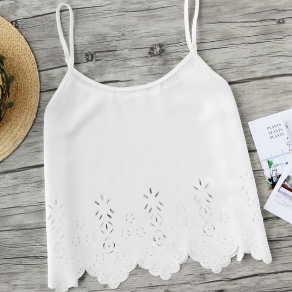 Tops - SALE! Offers? Adorable scalloped hem cami